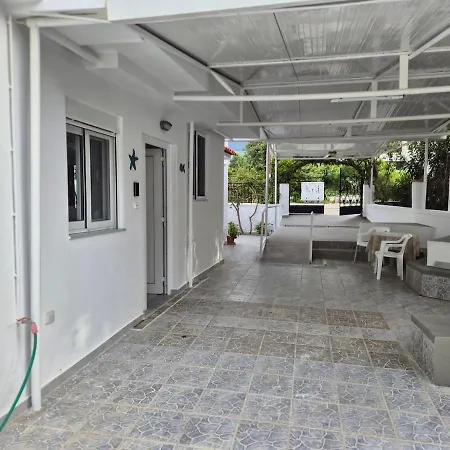 Eva's Beachfront House Vakantiehuis Kos-stad