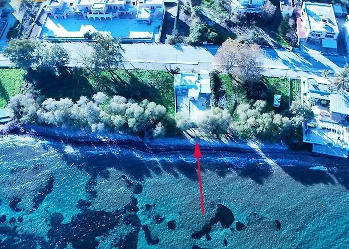 Eva's Beachfront House 펜션